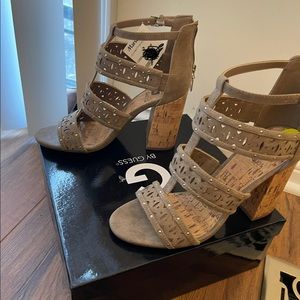 NWT Stylist Summer Block Heel Sandal